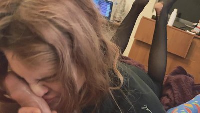 උගුරේ අමාරුව, ඉරා දැමූ පෑන්ටිහෝස් සහ ඉරුණු විලුඹ හමුවීමට හොඳයි